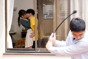 Cháu có muốn nếm thử mùi lồn của cô không
