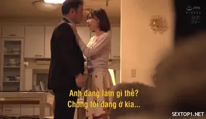 Tình nhân tăng ca với anh cấp trên để có tiền mua quà sinh nhật cho bạn trai
